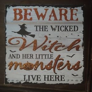 Super Cute Halloween Sign